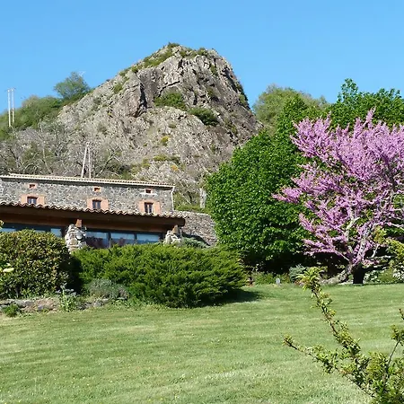 Отель Logis Hotel-restaurant La Mere Biquette Saint-Pons (Ardeche)