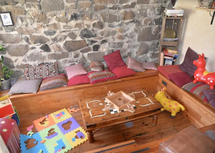 Logis Hotel-restaurant La Mere Biquette