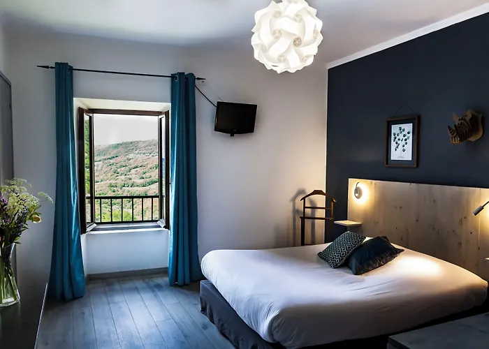 ホテル Logis Hotel-restaurant La Mere Biquette