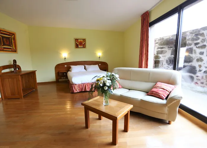 Logis Hotel-restaurant La Mere Biquette 3*