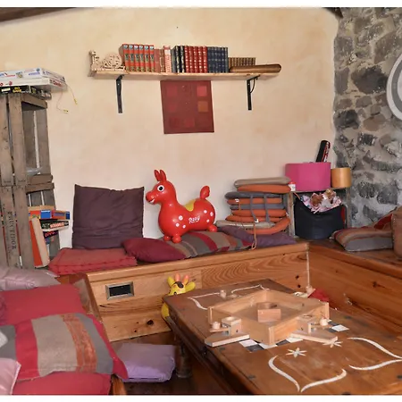Logis Hotel-restaurant La Mere Biquette 3*