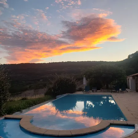 Hotel Logis Hotel-restaurant La Mere Biquette Saint-Pons (Ardeche)