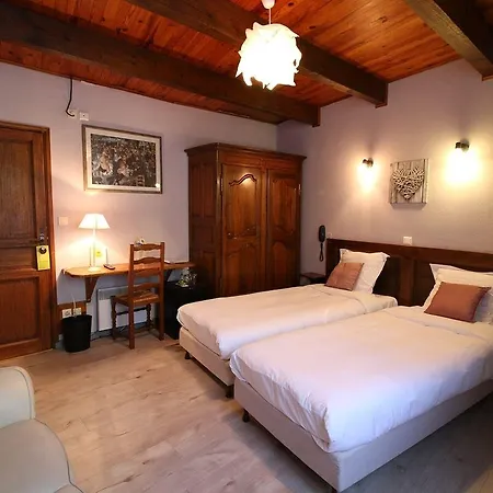 Logis Hotel-restaurant La Mere Biquette 3* Saint-Pons (Ardeche)