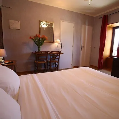 Logis Hotel-restaurant La Mere Biquette Saint-Pons (Ardeche)
