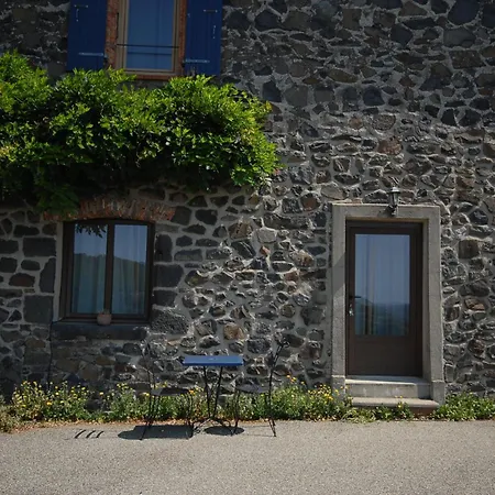 Logis Hotel-restaurant La Mere Biquette Hotel 3*