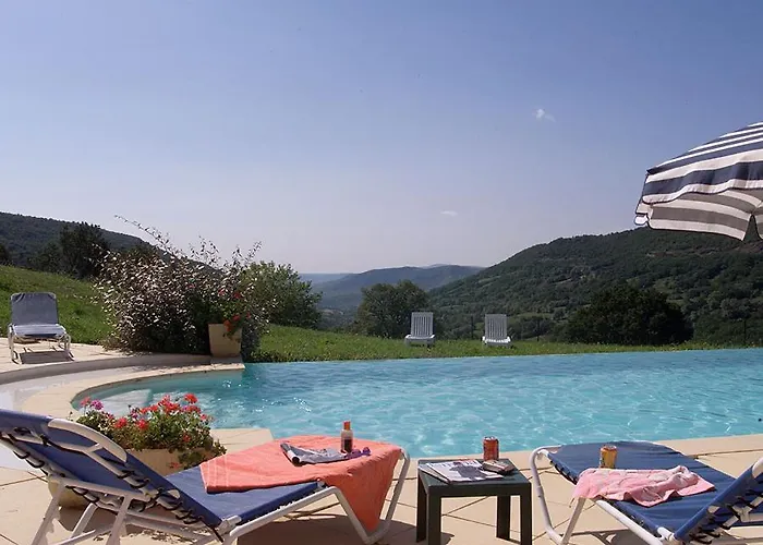 Logis Hotel-restaurant La Mere Biquette 3*