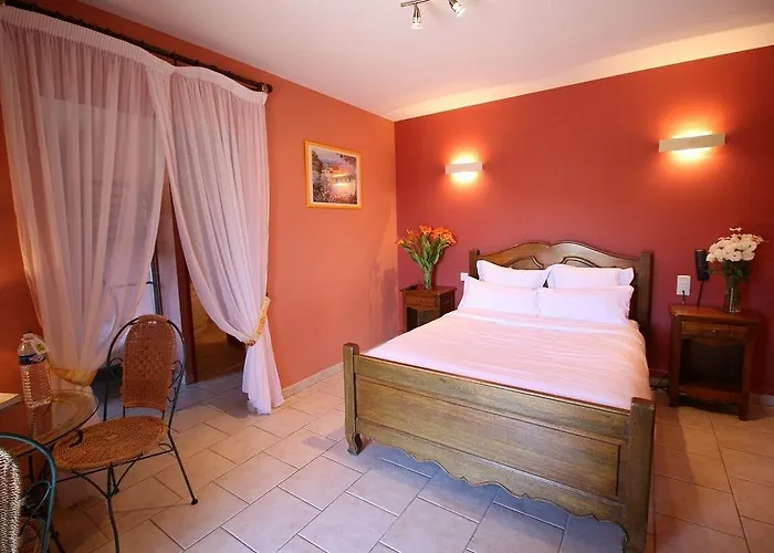 Logis Hotel-restaurant La Mere Biquette